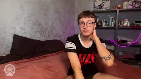 Philipp and Este online show from July 2026 08:31:01 AM