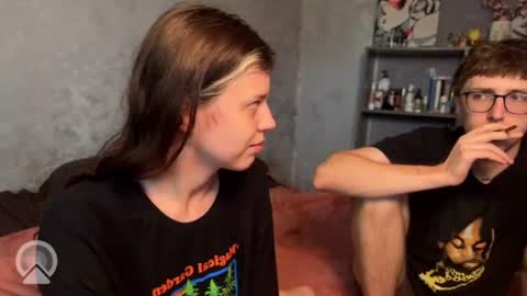 Philipp and Este online show from July 2026 09:23:01 AM