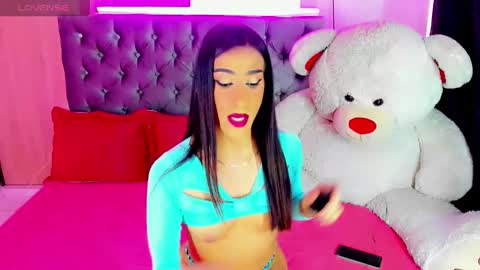 Snapshot of x_indomitable1 chatting on February 2025 02:00:01 PM Maria Juliana online show from February 2025 02:00:01 PM