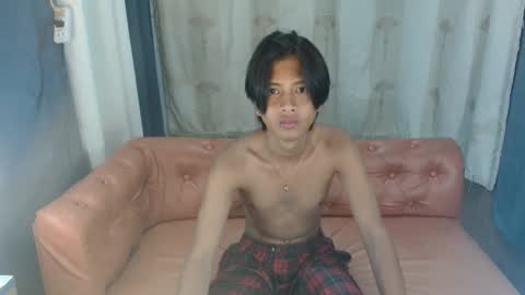 Snapshot of x_lee06 chatting on February 2026 11:22:01 AM x_lee06 online show from February 2026 11:22:01 AM