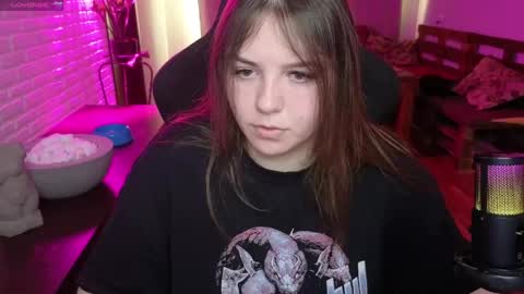 LOVE NERDS ONLY online show from May 2026 03:44:01 AM