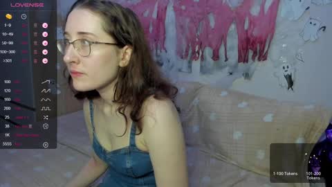 Snapshot of x_purr_agatha_x chatting on December 2024 02:54:01 AM Agatha online show from December 2024 02:54:01 AM