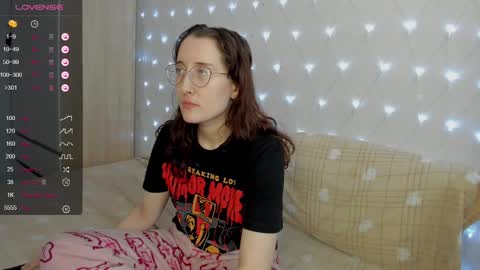 Snapshot of x_purr_agatha_x chatting on February 2025 02:51:02 AM Agatha online show from February 2025 02:51:02 AM