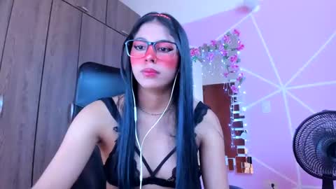 XALLYSONX online show from March 2025 02:29:01 PM