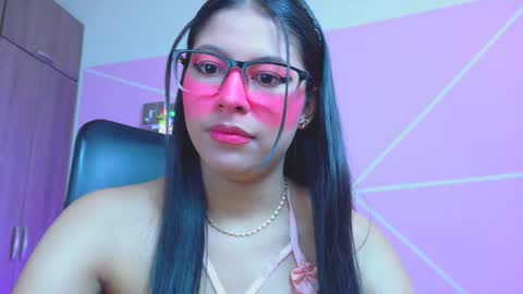 XALLYSONX online show from May 2026 12:01:02 PM