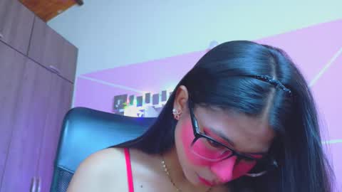 XALLYSONX online show from May 2026 11:37:01 AM