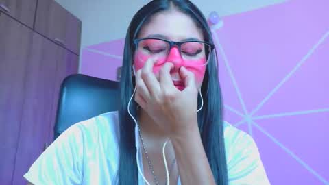 XALLYSONX online show from May 2026 11:51:02 AM