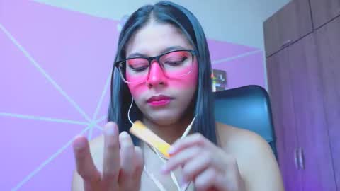 XALLYSONX online show from May 2026 11:51:02 AM