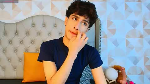 xam_collen online show from October 2025 02:39:02 PM