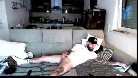 xamrelgneal online show from July 2026 10:03:02 PM