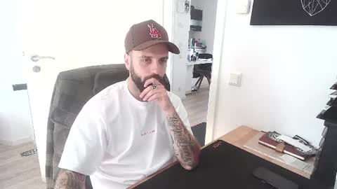 xamrelgneal online show from July 2026 04:14:02 PM