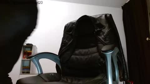 Master Xandeer online show from November 2025 04:22:02 AM