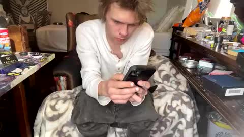 Snapshot of xander0zzz chatting on March 2026 06:25:02 PM xander0zzz online show from March 2026 06:25:02 PM