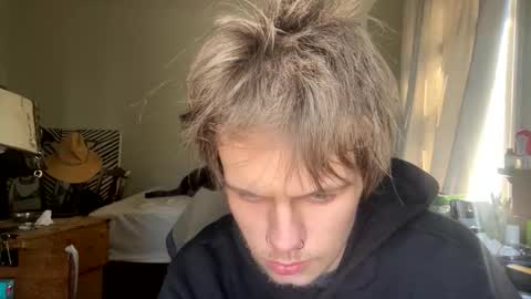 Snapshot of xander0zzz chatting on March 2026 04:11:01 PM xander0zzz online show from March 2026 04:11:01 PM