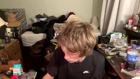 Snapshot of xander0zzz chatting on April 2026 08:59:01 AM xander0zzz online show from April 2026 08:59:01 AM