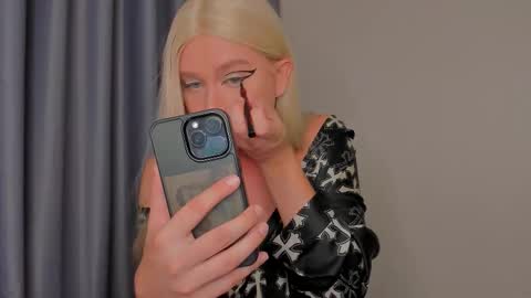 Snapshot of xander_novak chatting on October 2025 05:38:01 AM xander_novak online show from October 2025 05:38:01 AM