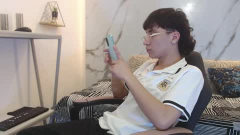 Snapshot of xandergrey8 chatting on April 2026 07:41:01 PM xandergrey8 online show from April 2026 07:41:01 PM