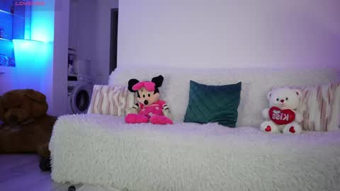 Alexandra online show from May 2026 12:07:01 AM
