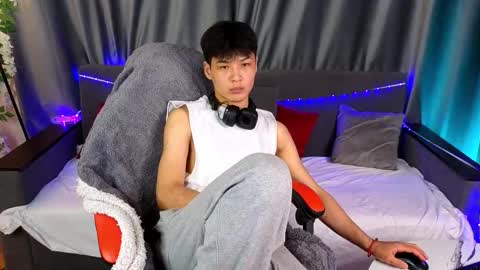 Snapshot of xannell chatting on February 2026 06:40:02 PM Elvin online show from February 2026 06:40:02 PM