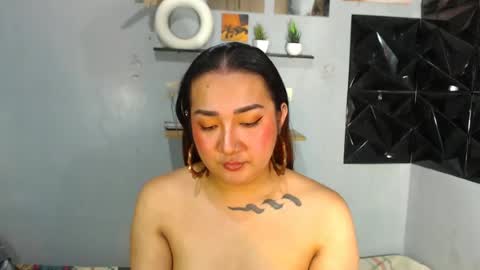 Nira   NOT INTO CHEAP GUYS  online show from July 2026 12:52:01 PM