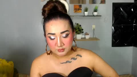 Nira   NOT INTO CHEAP GUYS  online show from July 2026 07:27:01 PM