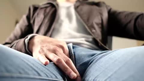 xavierloyd3 online show from October 2025 04:11:01 PM