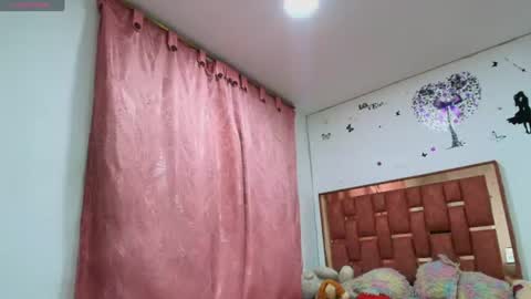 Snapshot of xayunrin chatting on June 2026 05:04:01 AM xayu online show from June 2026 05:04:01 AM