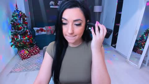 Christal online show from December 2024 09:06:02 PM