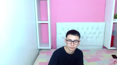 xcoupleplayxx online show from April 2026 03:11:01 AM