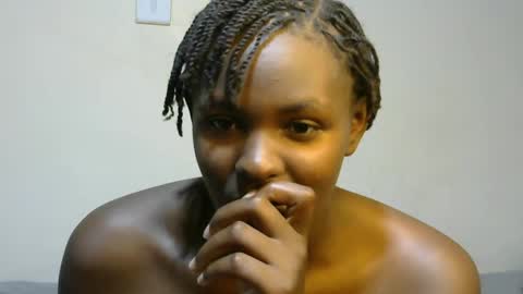 xeenah online show from July 2026 08:51:01 PM