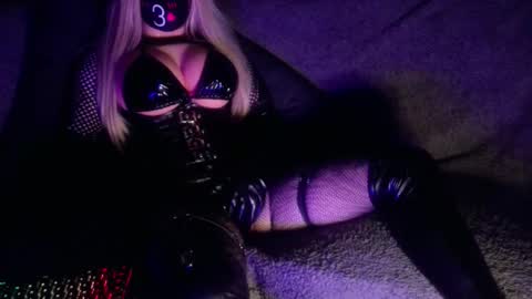 Snapshot of xellarosekittyx chatting on February 2026 07:55:02 PM Ella online show from February 2026 07:55:02 PM