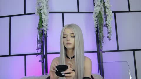 xenomy online show from December 2025 07:58:01 AM