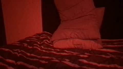 Snapshot of xesbeth0 chatting on November 2025 04:17:02 AM xesbeth0 online show from November 2025 04:17:02 AM