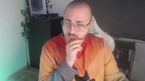 Snapshot of xfabian_love chatting on September 2025 07:07:01 AM F A B I A N online show from September 2025 07:07:01 AM