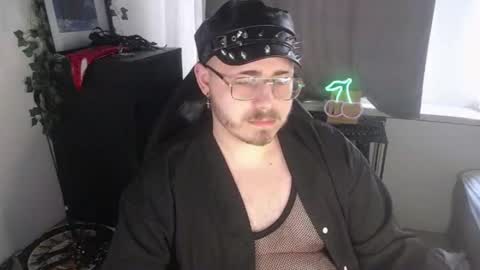 Snapshot of xfabian_love chatting on September 2025 09:46:01 AM F A B I A N online show from September 2025 09:46:01 AM