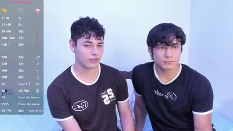 Snapshot of xhans17 chatting on September 2025 10:56:02 PM xhan online show from September 2025 10:56:02 PM