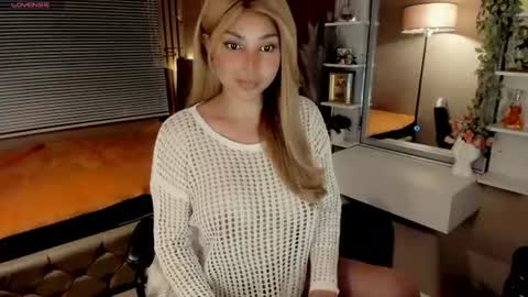 hey honey online show from July 2026 03:42:01 AM