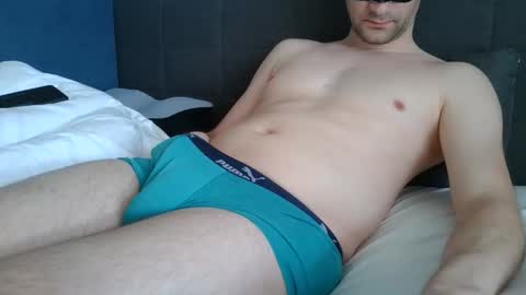 xhotfanx online show from April 2026 03:24:01 PM