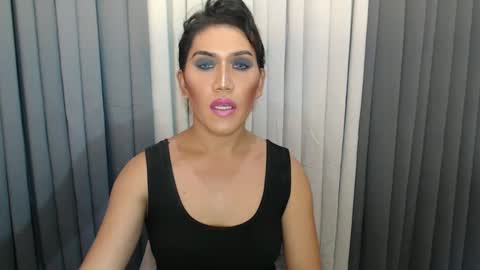 Snapshot of xhugejerkingtransx chatting on December 2024 02:33:02 AM GWEN THOMPSON ....... online show from December 2024 02:33:02 AM