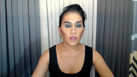 Snapshot of xhugejerkingtransx chatting on February 2025 12:15:01 AM GWEN THOMPSON ....... online show from February 2025 12:15:01 AM