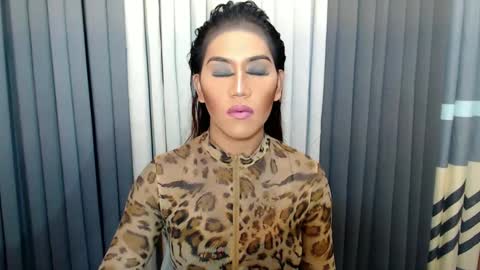 Snapshot of xhugejerkingtransx chatting on February 2025 06:23:02 PM GWEN THOMPSON ....... online show from February 2025 06:23:02 PM