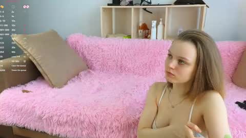 Luna and Lina online show from May 2026 03:02:02 AM