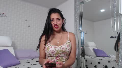ximena suarez online show from February 2025 06:43:01 AM