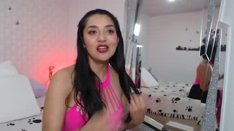 ximena suarez online show from February 2025 04:59:02 AM