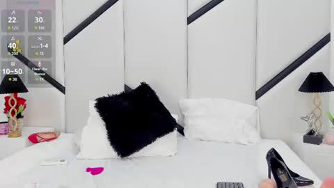 ximenacosta online show from June 2026 11:46:02 AM