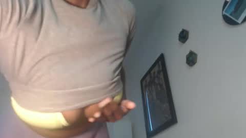 Ximora online show from April 2026 12:21:01 PM