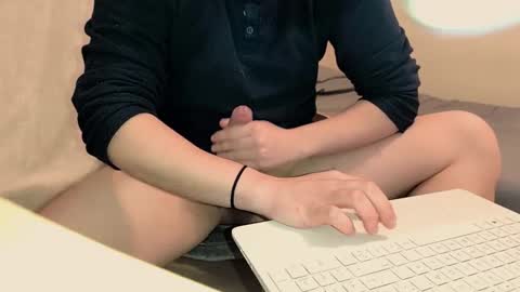 ximradiaz online show from March 2026 01:42:01 AM