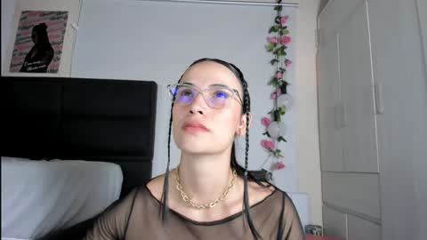 Snapshot of ximtia_xs chatting on January 2025 12:35:01 PM ximtia online show from January 2025 12:35:01 PM