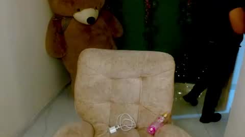 xiomara438473 online show from July 2026 07:20:02 PM