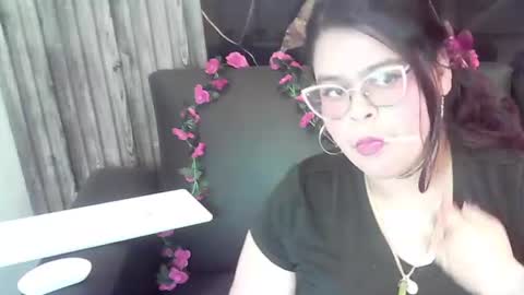 xiomara858615 online show from July 2026 09:24:01 PM